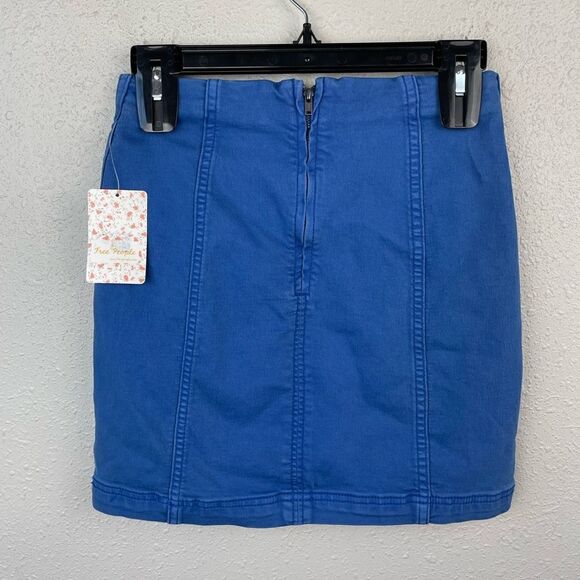 NWT Free People Blue Denim Mini Skirt Size 6 - Picture 2 of 5